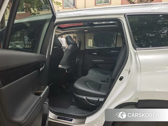 Toyota Highlander 2024 Белый из Китая