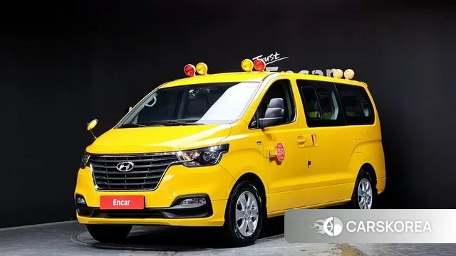 Hyundai The New Grand Starex 2018 Желтый из Кореи