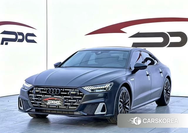 Audi A7L 2024 Черный из Китая