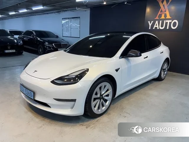 Tesla Model 3 2022 Белый из Кореи