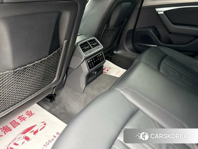 Audi A7 2023 Белый из Китая