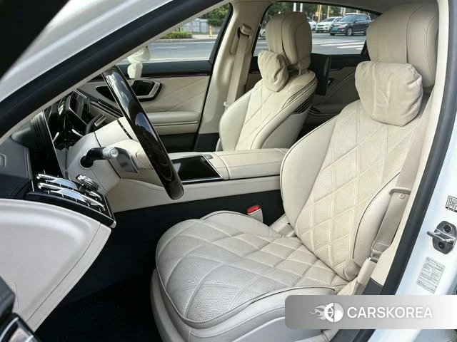 Mercedes-Benz Maybach S-class 2022 Белый из Китая
