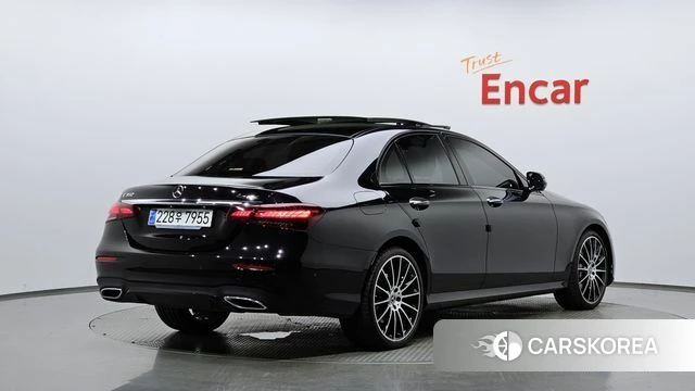 Mercedes-Benz E-Class W213 2023 Черный из Кореи