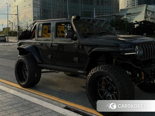 Jeep Wrangler (JL) 2023 Черный из Кореи