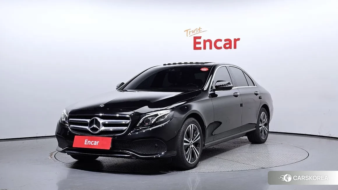 Mercedes-Benz E-Class W213 2020 Черный из Кореи