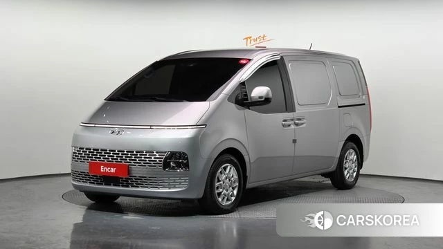 Hyundai Staria 2022 Серебристо-серый из Кореи