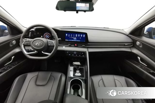 Hyundai Elantra 2021 Синий из Китая