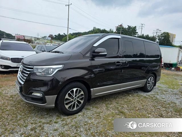 Hyundai The New Grand Starex 2018 Фиолетовый из Кореи