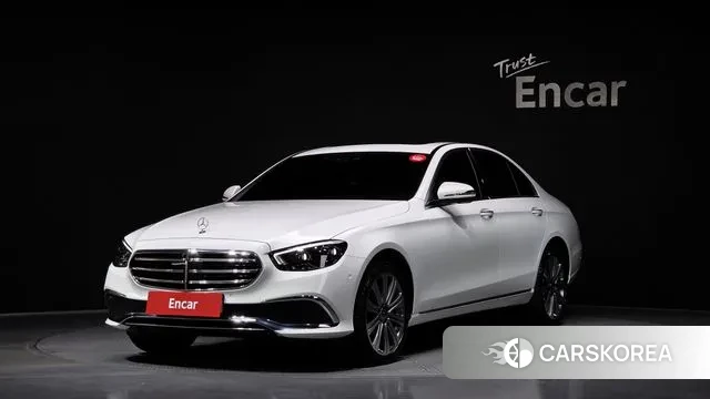 Mercedes-Benz E-Class W213 2023 Белый из Кореи