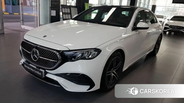 Mercedes-Benz E-Class W214 2025 Белый из Кореи