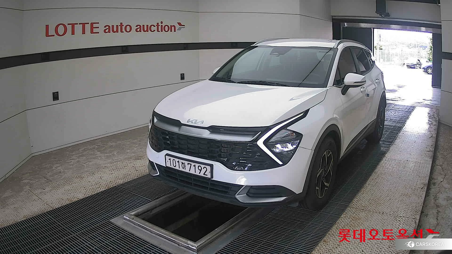 Kia Sportage 2022 Белый из Кореи