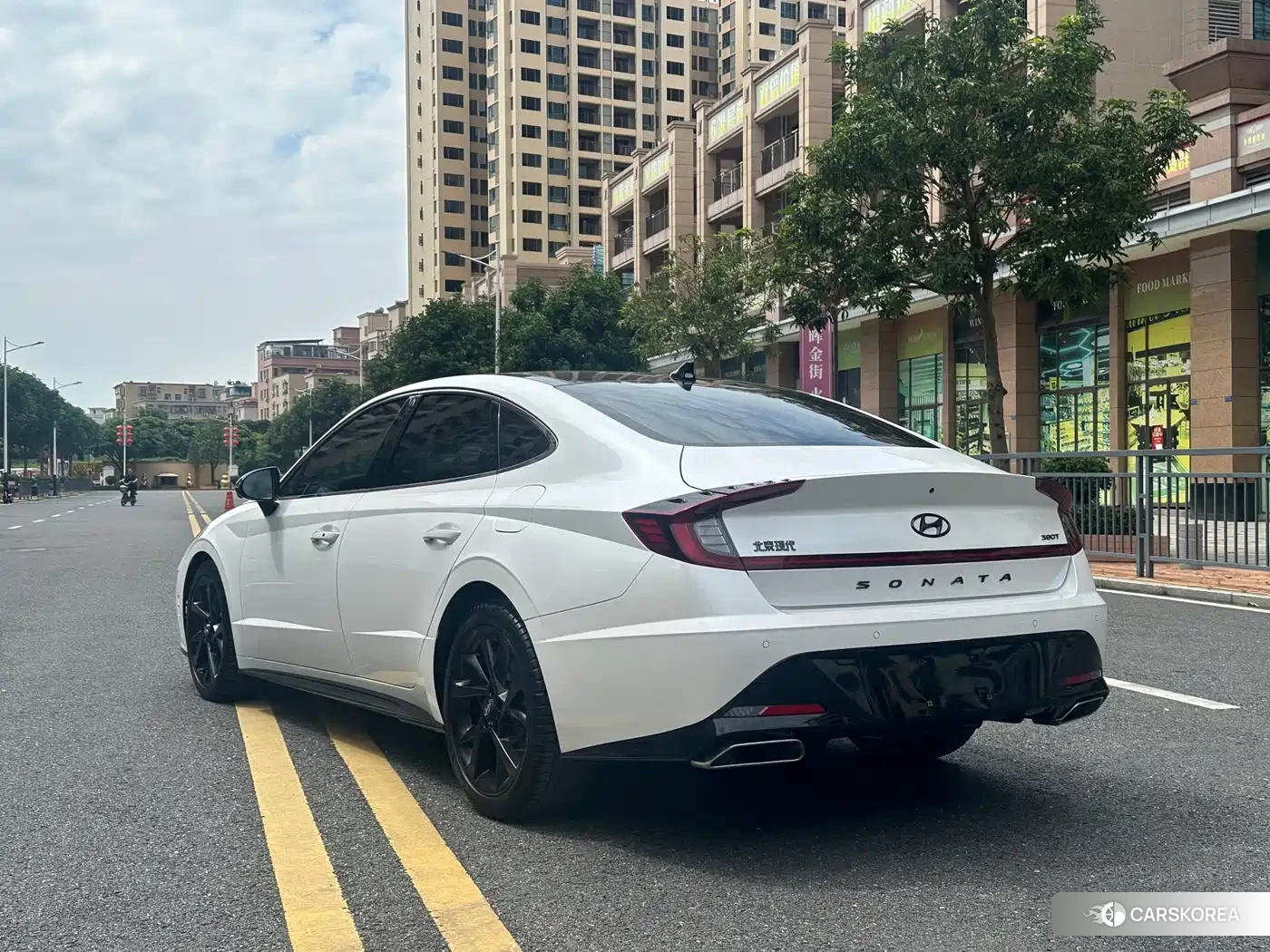 Hyundai Sonata 2022 Белый из Китая