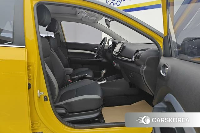 Kia Yi Ran 2021 Желтый из Китая