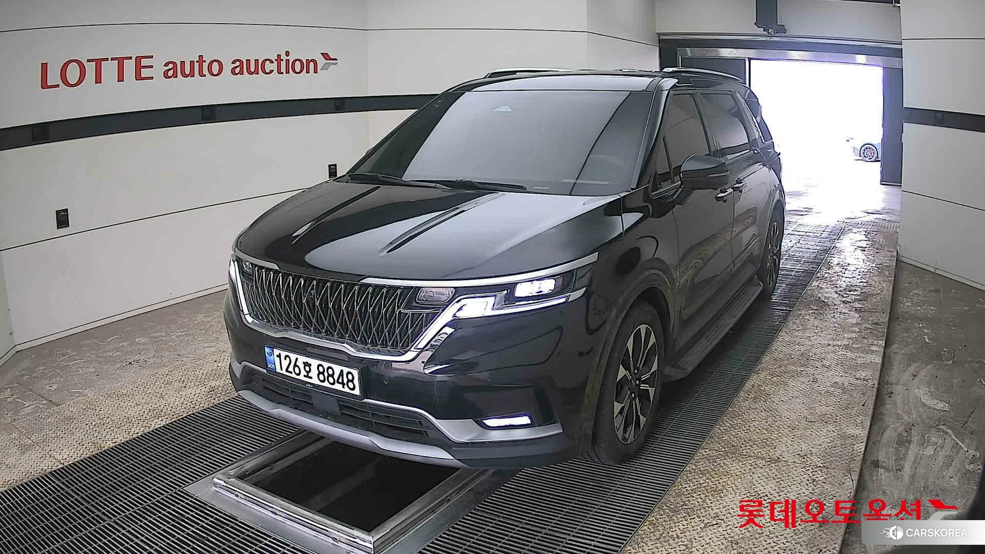 Kia Carnival 2021 Черный из Кореи