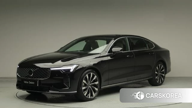 Volvo S90 2026 Черный из Кореи