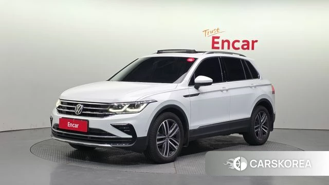 Volkswagen Tiguan second Generation 2022 Белый из Кореи
