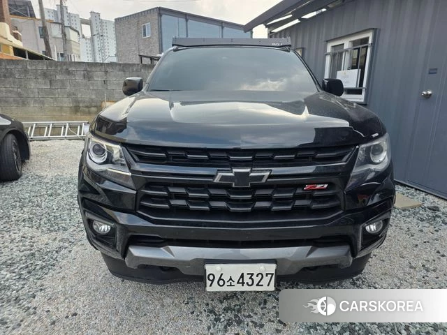 Chevrolet (GM Daewoo) Real New Colorado 2021 Черный из Кореи