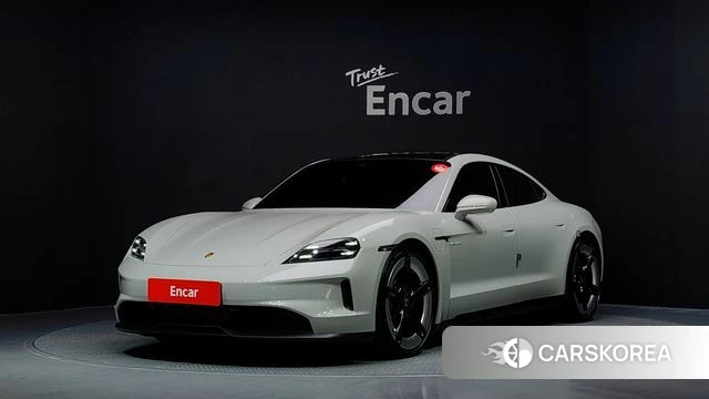 Porsche Taycan 2024 Серебристо-серый из Кореи