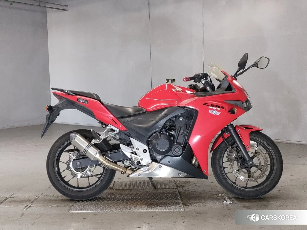 Проданный Honda CBR400R id 4117846 из Японии, фото 2