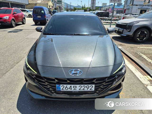 Hyundai Avante Hybrid (CN7) 2021 Темно-зеленый из Кореи