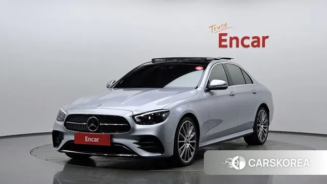 Mercedes-Benz E-Class W213 2022 Серебристо-серый из Кореи