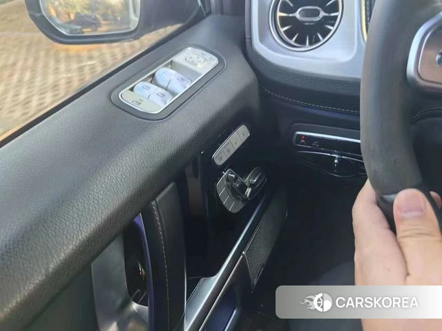 Mercedes-Benz G-class AMG 2022 Белый из Китая