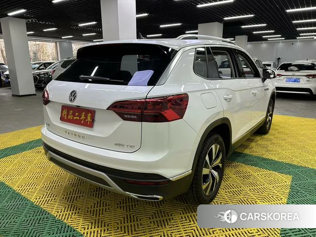 Volkswagen Tanyue 2022 Белый из Китая