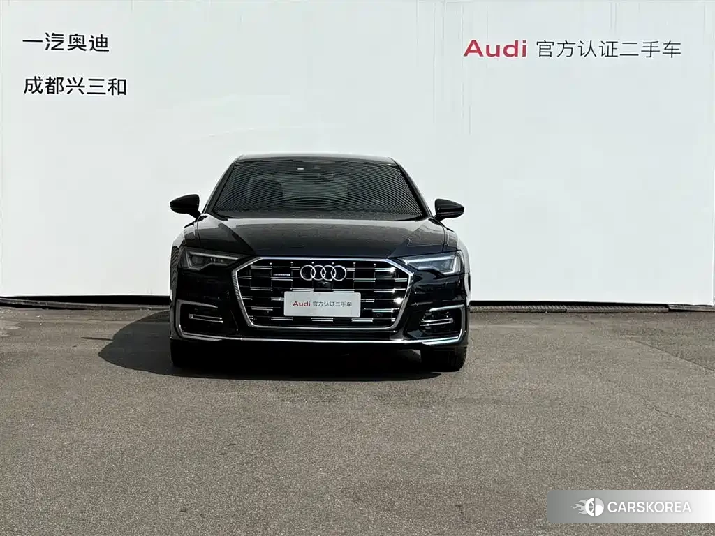 Audi A6L 2025 Черный из Китая