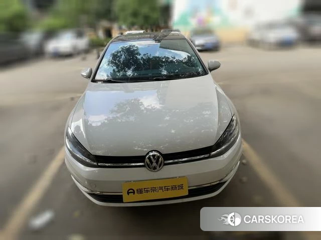 Volkswagen Golf 2018 Белый из Китая