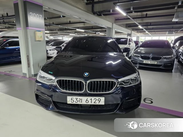 BMW 5 Series (G30) 2018 Синий из Кореи