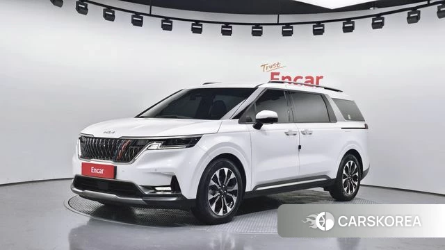 Kia Carnival 4th generation 2023 Белый из Кореи