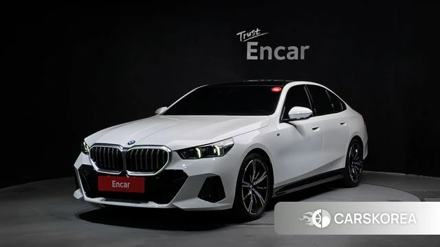 BMW 5 Series (G60) 2024 Белый из Кореи