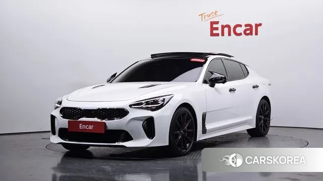 Kia Stinger Meister 2023 Белый из Кореи