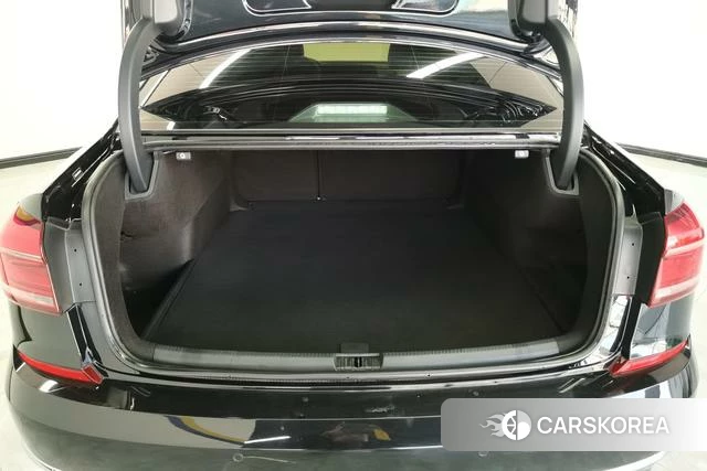 Volkswagen Passat 2019 Черный из Китая