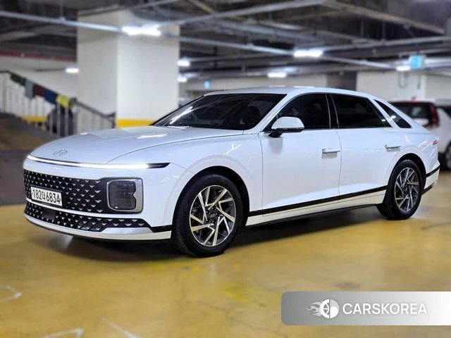 Hyundai Grandeur (GN7) 2024 Белый из Кореи