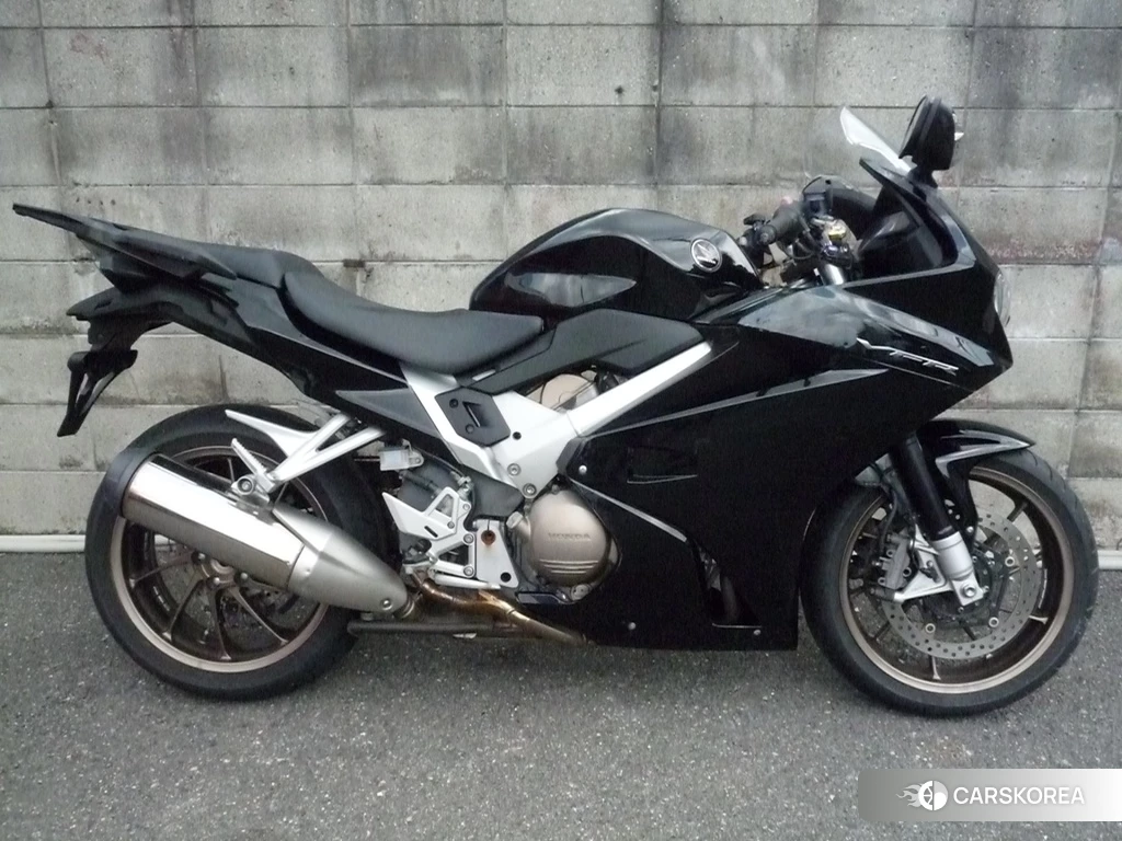 Проданный Honda VFR800F 2014 из Японии, фото 2