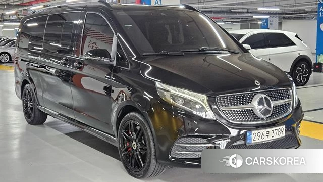 Mercedes-Benz V-Class 2022 Черный из Кореи