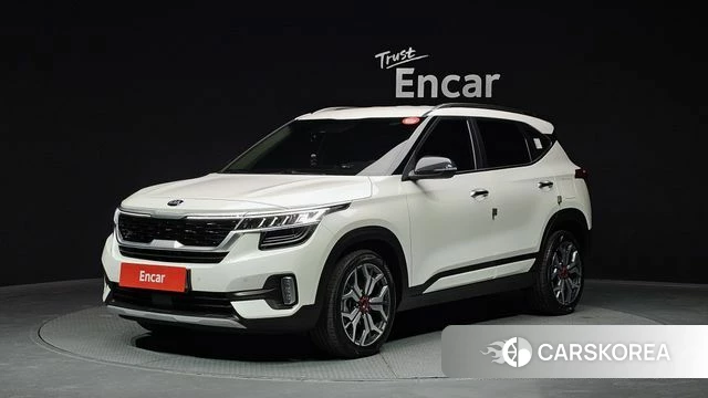 Kia Seltos 2021 Белый из Кореи