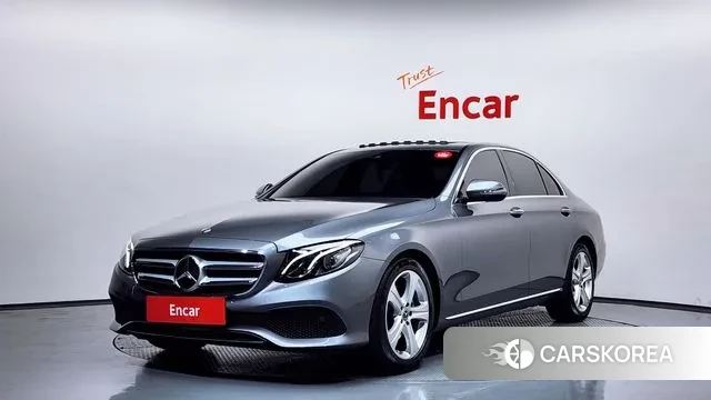 Mercedes-Benz E-Class W213 2018 Серый из Кореи
