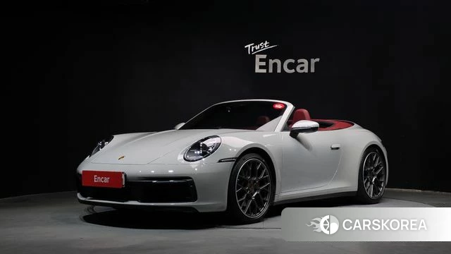 Porsche 911(992) 2021 Серебристо-серый из Кореи