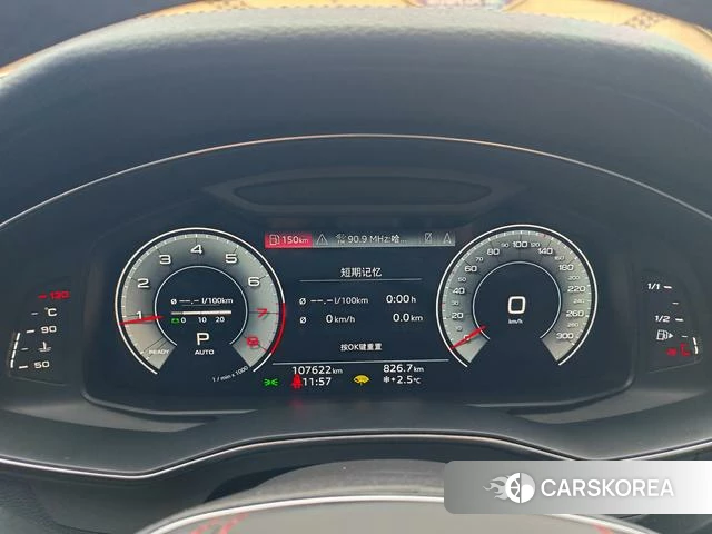 Audi A6L 2022 Черный из Китая