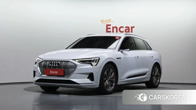 Audi e-Tron 2020 Белый из Кореи