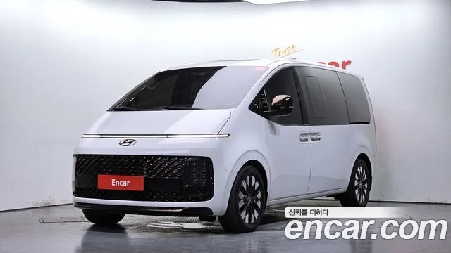 Hyundai Staria 2021 Белый из Кореи