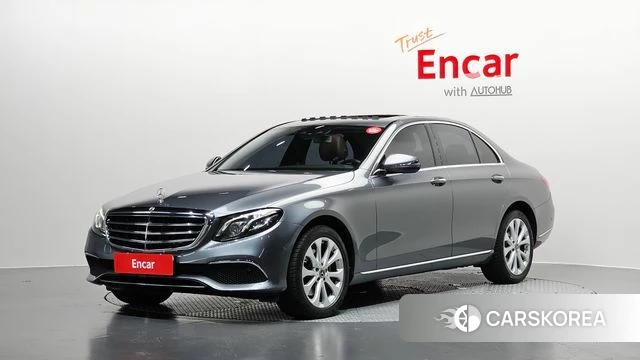 Mercedes-Benz E-Class W213 2018 Серый из Кореи