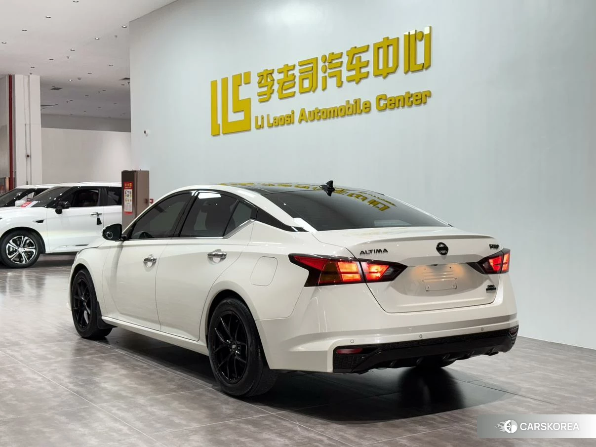 Nissan Teana 2020 Белый из Китая