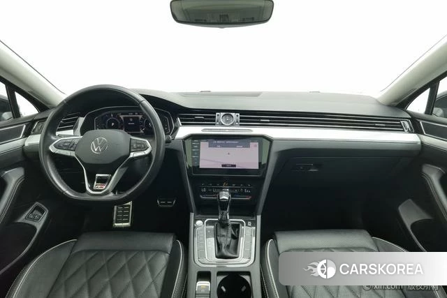 Volkswagen Magotan PHEV 2022 Черный из Китая