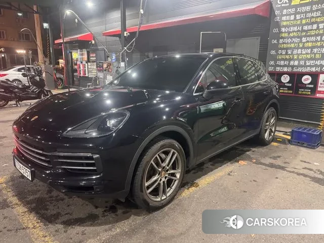 Porsche Cayenne (PO536) 2019 Черный из Кореи
