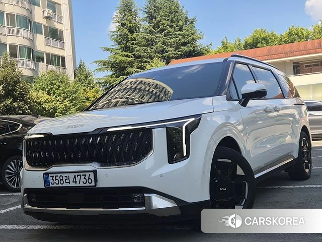 Kia The New Carnival 4th Generation 2025 Белый из Кореи