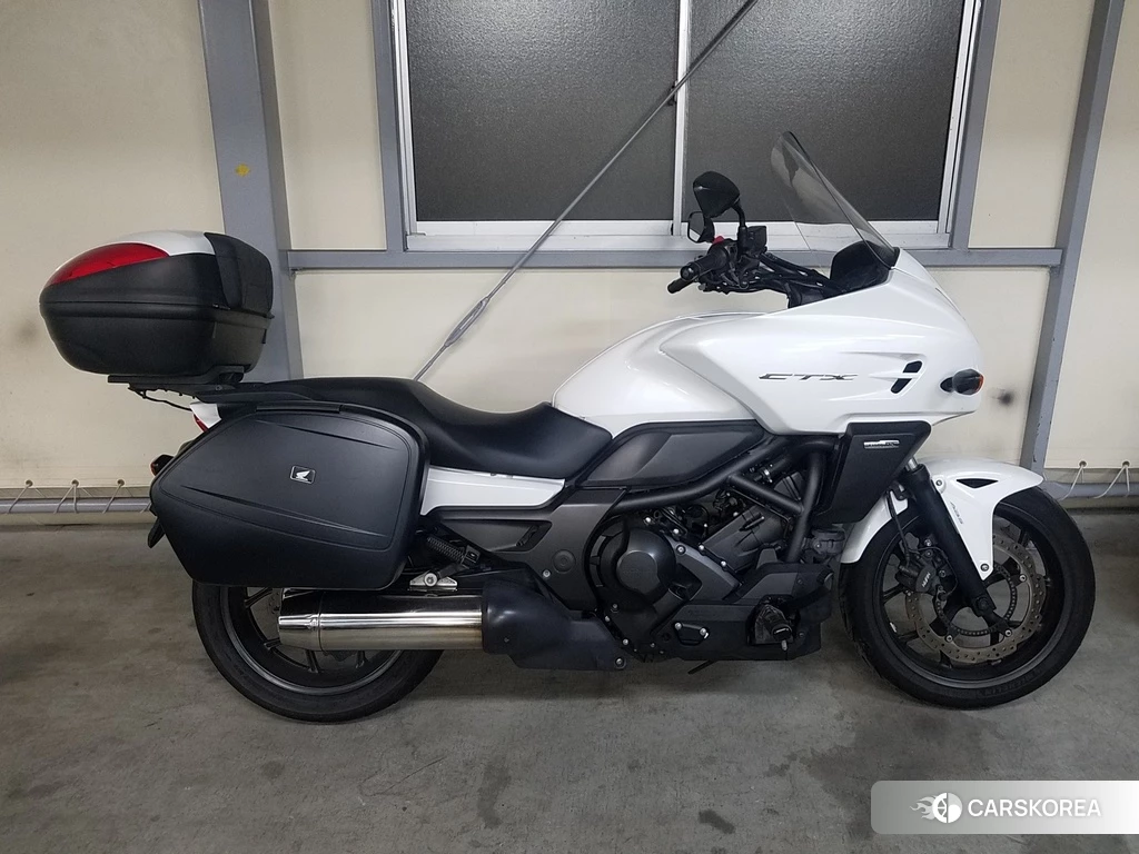 Проданный Honda CTX700 DCT 2013 из Японии, фото 2
