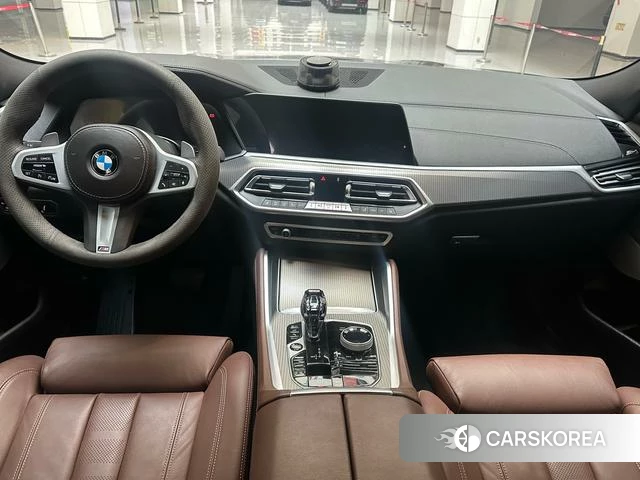 BMW X6 2021 Черный из Китая